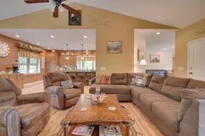 Family-Friendly Retreat w/ Deck in Cassville! - Image 4