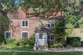Stone Hall Farmhouse is a stunning Grade II listed house with Georgian and Victorian origins, nestle - Image 5