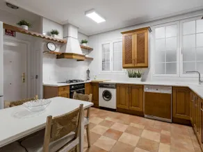 Dobo Orense 4Br 6 People 2Bth - Image 4