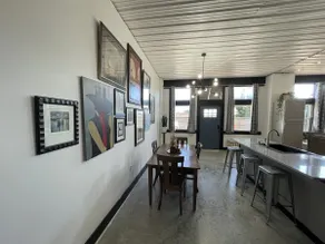 Beautiful 2b/2bth near downtown and the park. - Image 3
