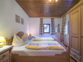 Apartment in Fügen near Hochzillertal Skiing - Image 4