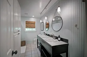 Serene Home in Fondren Location Near Hospitals - Image 3
