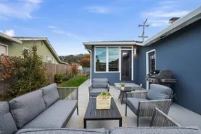 @ Marbella Lane - 3BR Coastal Escape in Pacifica - Image 5