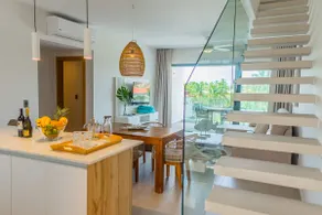 Elegant and spacious Penthouse with View - Image 2