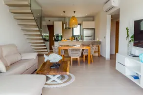 Elegant and spacious Penthouse with View - Image 4