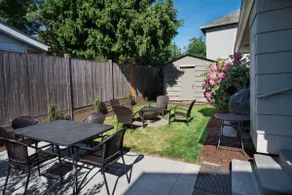 Charming Renovated Cottage, Perfect Location, Walk to Everything, Across From Park & Cultural Center - Image 3