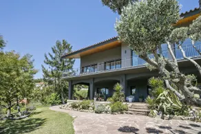 Plus: private pool. Sea views - Image 3