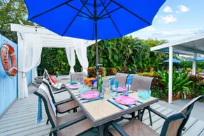 Voll ausgestattete Wohnung mit Garten, Grill und Pool | Stadtblick - Image 4