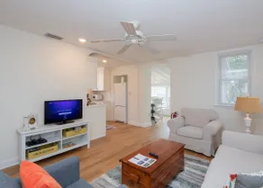Charming Newly Reno 1 min to Downtown Dunedin - Image 5