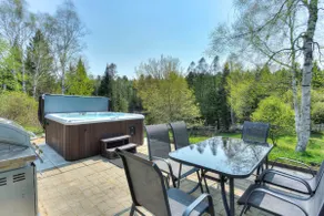 Hjort: 4bdr, 9p.p. Riverfront, Hot Tub, Pool table, 3BDR 7bed Heated floors Riverfront Spa, Pool tab... - Image 3