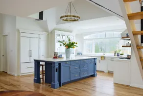 Luxury Estate | Walk to Beach | Tennis | Sleep 20 - Image 3