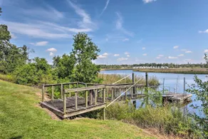 Cozy Hanahan Condo w/ Cooper River Access! - Image 3