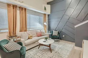 Instaworthy Mid-century Loft Near The Domain! - Image 4