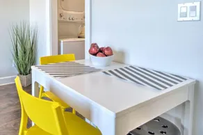 Bright 1 BR in the heart of Capitol Hill APT B - Image 4