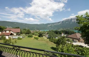 Beautiful villa on the slopes of Lake Aiguebelette! - Image 3