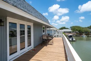 Edgewater Escape - Image 5