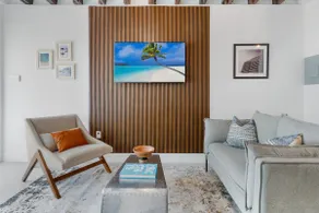 Designer Studio| Close to Wynwood| SuperHost! - Image 2