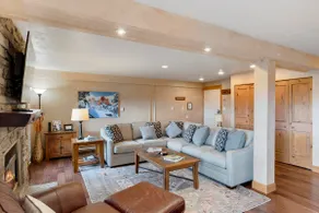 Gorgeous Steamboat Views! Winter Shuttle! Hot Tub & Sauna! - Image 2
