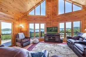5BR Table Rock Lake Getaway |Hot Tub, Pool Games - Image 5
