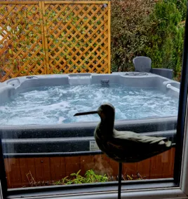 Fyne Byre Cottage - Barn Conversion with Hot Tub - Image 2