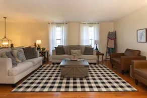 Sleeps 12, Wooded Retreat, Near Ark, Great for Fam - Image 3