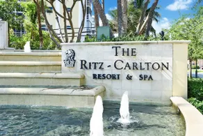Ritz-Carlton Resort Suite: Pool & Spa - Image 2