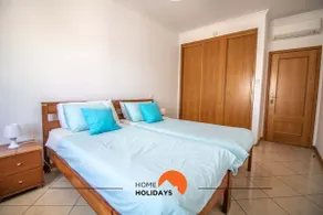 Albufeira Bicos Beach Apartment - Image 3