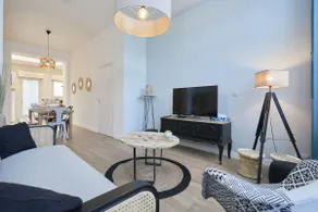 Le Renaix – New Terrace Center - Image 2