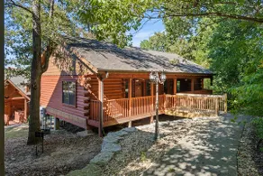 Romantic Studio Cabin - Heart of Branson - Image 5