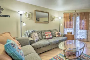Rustic Condo w/ Deck < 1 Mi to Angel Fire Resort! - Image 5