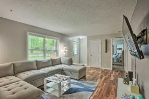 Charming Pentwater Home w/ Fire Pit & Yard! - Image 5