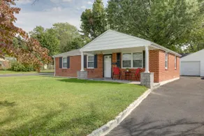 Tranquil Abington Retreat W/ Patio & Yard! - Image 3