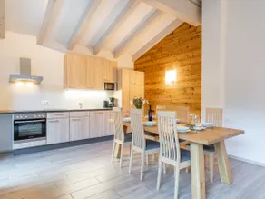 Attractive penthouse on sunny side - Image 3