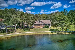 Fish, Kayak & More: Lakefront Georgia Home - Image 3