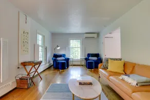 Woodstock Getaway w/ Hot Tub ~ 2 Mi to Dtwn! - Image 3