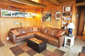 New Listing! Adorable lakefront cabin, private dock, hot tub, gas grill, amazing views - Image 2
