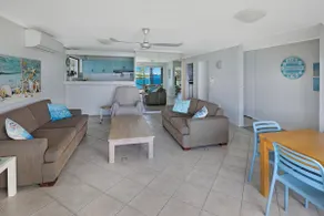 Spinnaker Beach Front - Image 5