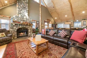 Hot Tub + Game Room w/ Pool Table + Barbecue - Image 3