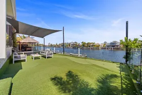 Pet Friendly Canalhouse - Pontoon, Pool & Pizza Nights - Image 5