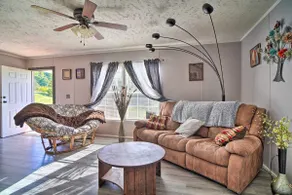 Bring Your Pets! Midway Abode w/ Yard & Fire Pit - Image 5