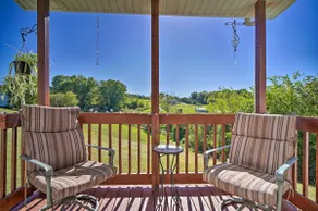 Bring Your Pets! Midway Abode w/ Yard & Fire Pit - Image 3