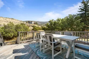 Stunning views sleeps 10 firepit decks hot tub - Image 2