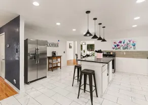 Poolside Oasis - Ask about snowbird specials! - Image 4