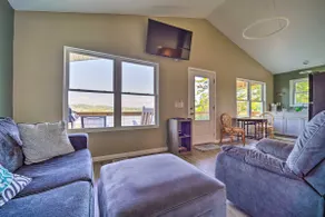 Bean Station Cottage: Unobstructed Lake Views - Image 3