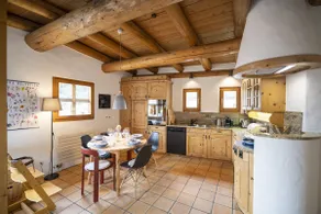 Chasa Melchior: Lovingly furnished 4.5-room attic - Image 2