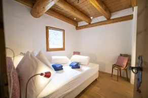 Chasa Melchior: Lovingly furnished 4.5-room attic - Image 4