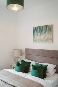 Apartment 8 (2 bedrooms, sleeps x 6) - Image 5