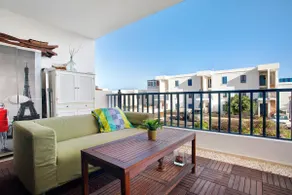 A beautiful apartment near the beach - Image 2