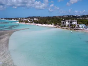 Beachfront Luxury with Incredible Ocean Views - Image 5