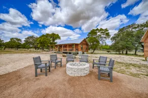 Rustic Cabin with Firepit and Grill - 10 mins to Main St - Image 5